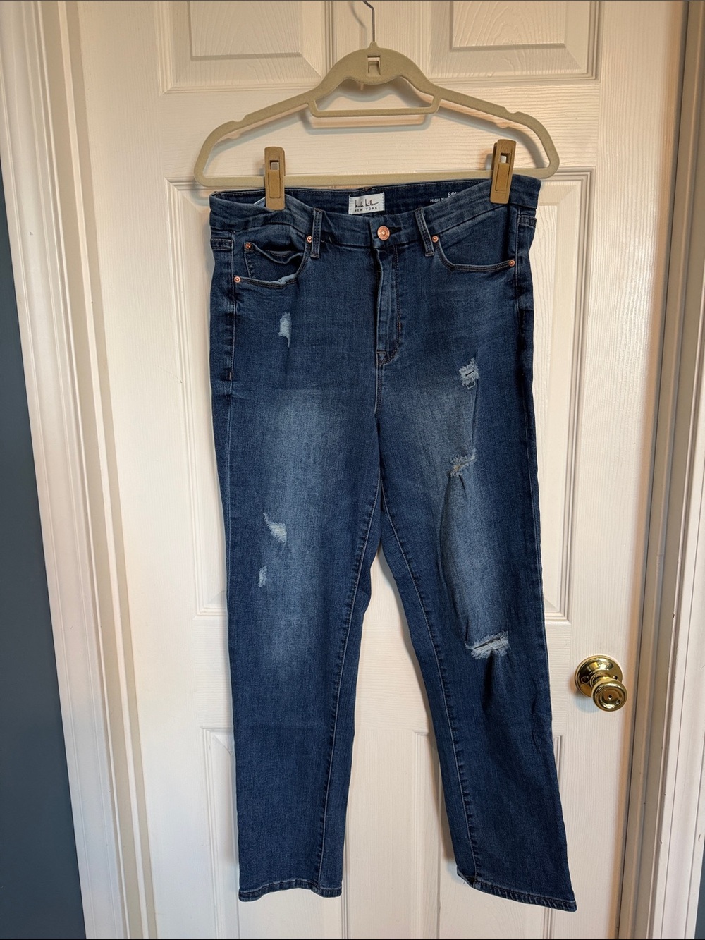 Nicole Miller Straight Leg Jeans in Dark Blue Wash
